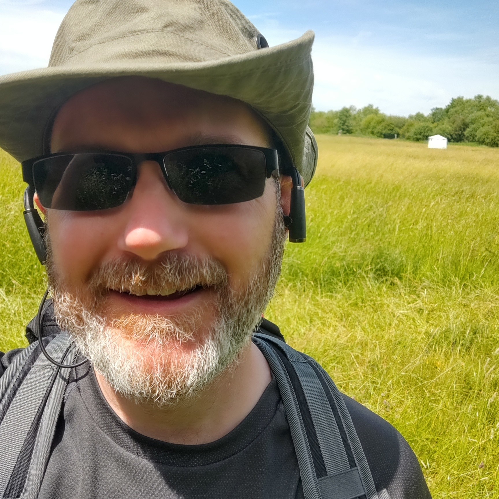 50daysofshades d21-i04 Days to form a habit. Steve Wells in hat and sunglasses tent in background