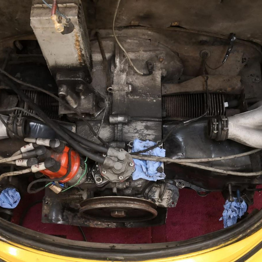 50daysofshades d27-i02 - Celebrate Success - VW beetle engine in bits 