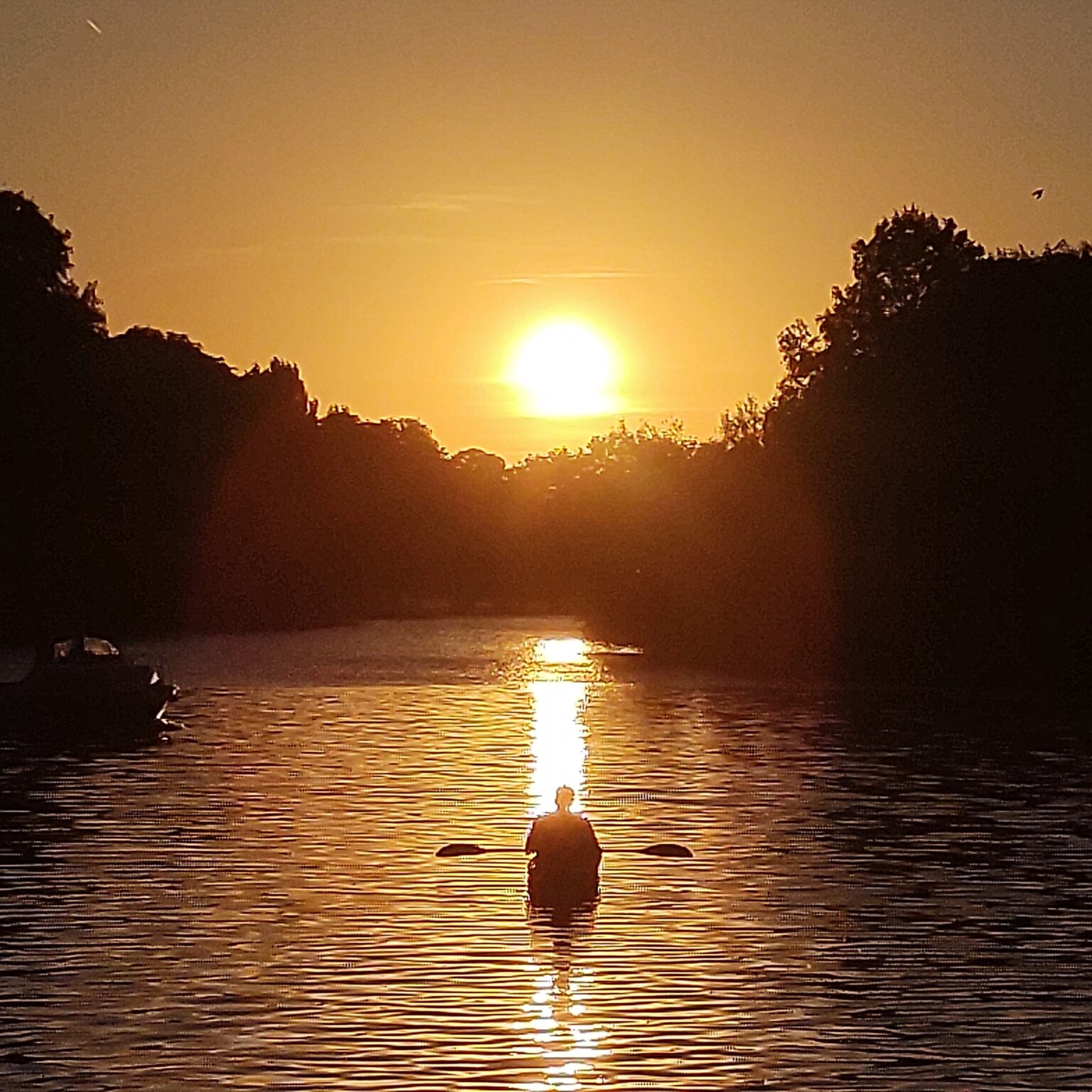 50daysofshades d75-i03 Right place right time