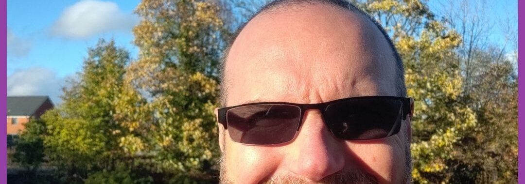 50daysofshades day 173-01 Stephen Wells Looking beyond